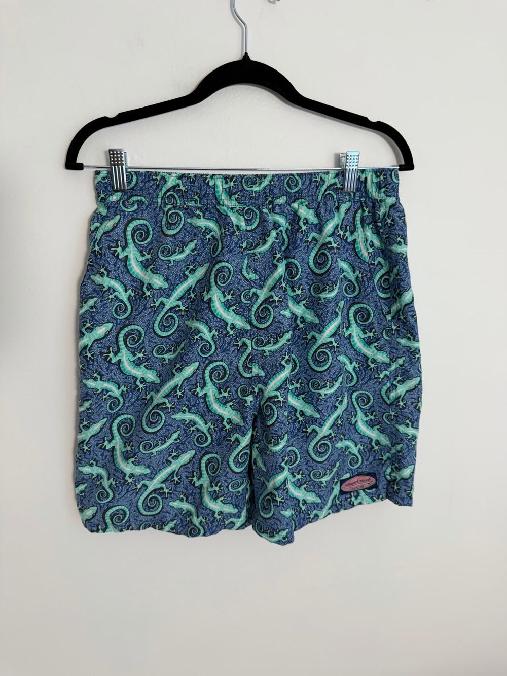 Vineyard Vines Boys Gecko Swim trunks size XL